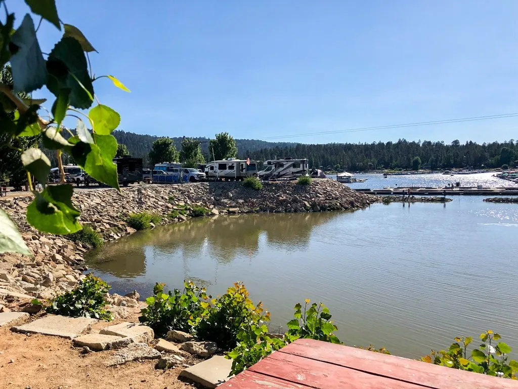 RV Lakeside campsite Holloways Marina Big Bear